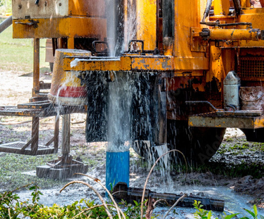 Servicio de perforación de agua y reparación de bombas sumergibles en Zona Oeste