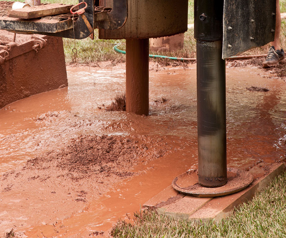 Servicio de perforación de agua y reparación de bombas sumergibles en Zona Oeste